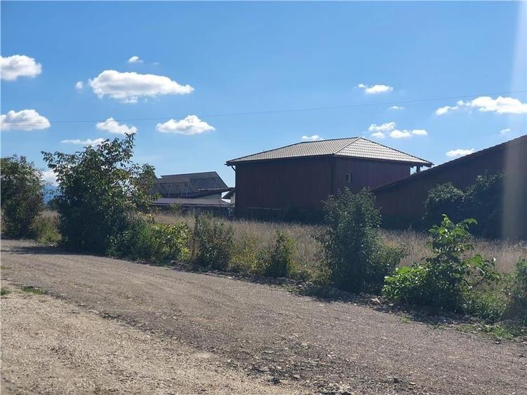 Teren agricol intravilan de 1840 mp, în Gușterița