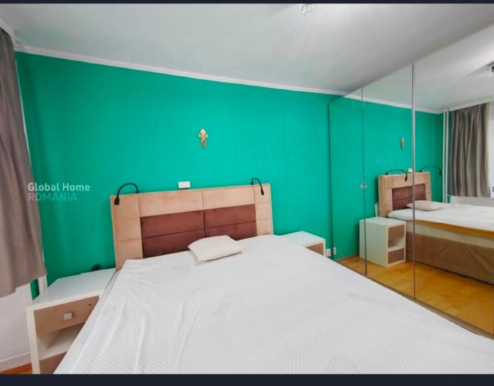 Apartament cu 3 camere decomandat în Tineretului