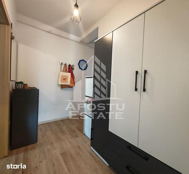 Apartament cu 2 camere decomandat în Dumbrăvița — fotografia 2