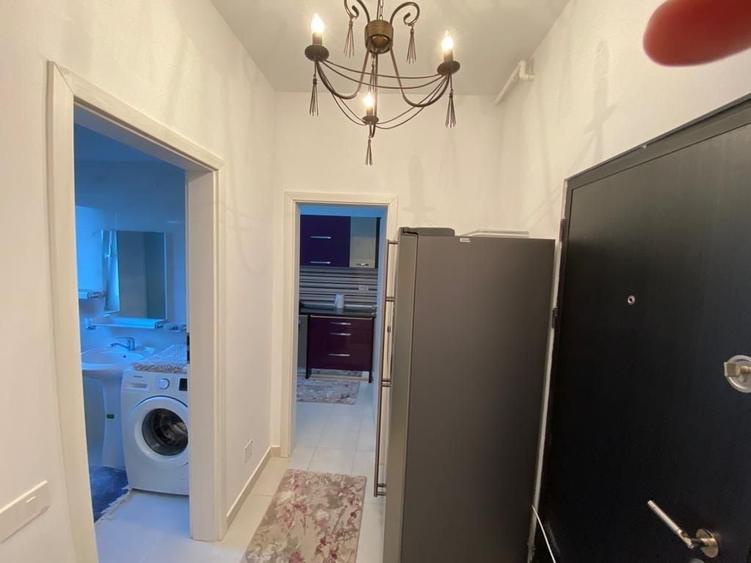 Garsonieră decomandată în Sud