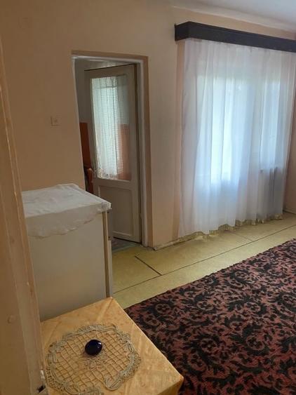 Garsonieră decomandată, mobilată în Debarcader