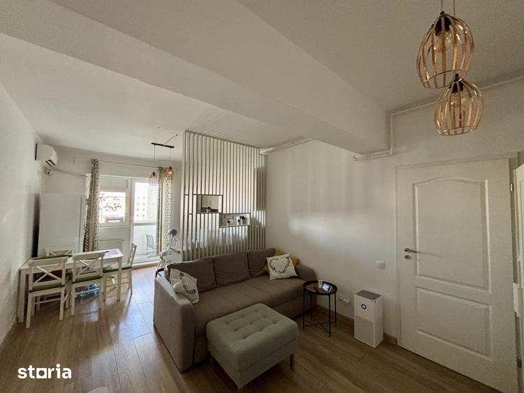 Apartament cu 2 camere în Apărătorii Patriei