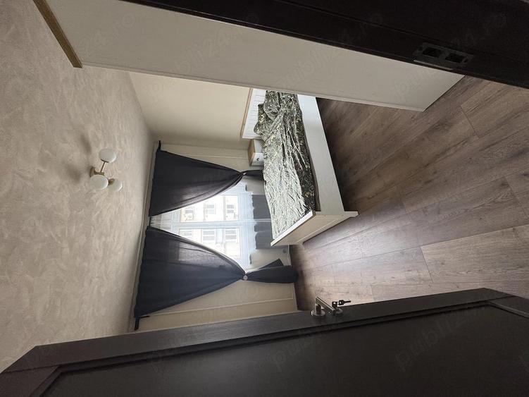 Apartament cu 3 camere decomandat în Olimpia-Stadion