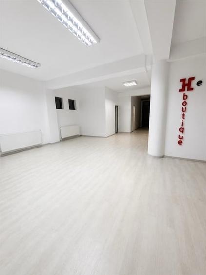 Spațiu comercial, de 160 mp, în Bragadiru