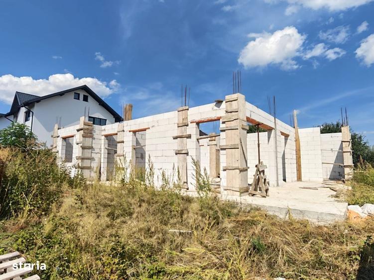 Casă cu 4 camere cu Teren 580 Mp în Moara