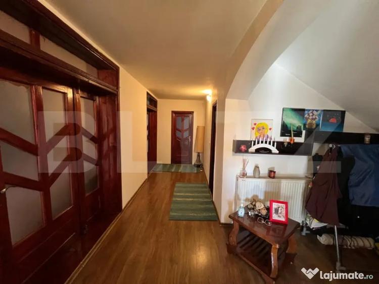 Casă cu 5 camere cu Teren 524 Mp în Popoveni