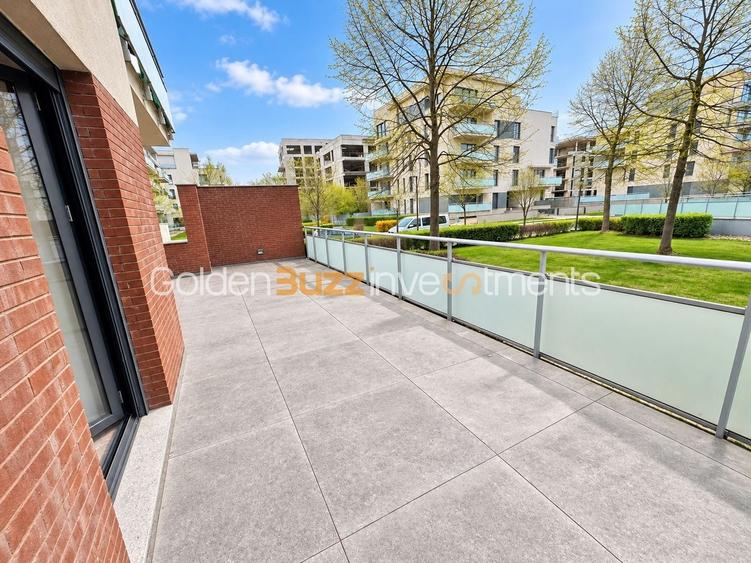 Apartament cu 4 camere decomandat, mobilat în Băneasa