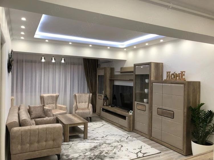 Apartament cu 4 camere decomandat în Nord