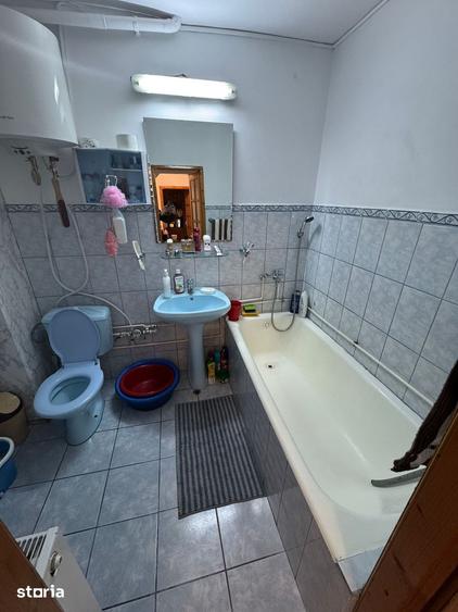 Apartament cu 2 camere decomandat în Crihala