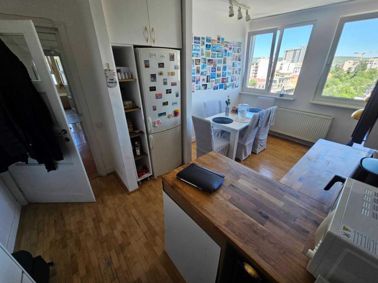 Apartament cu 2 camere semidecomandat în Central