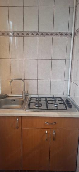 Apartament cu 2 camere decomandat în Lipovei