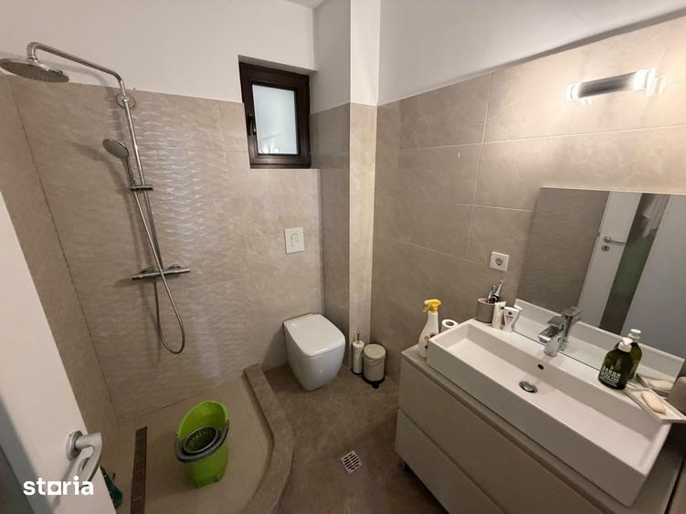 Casă cu 5 camere cu Teren 127 Mp în Chiajna