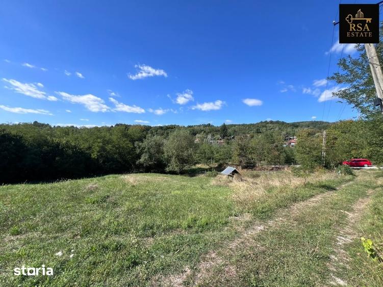 Teren de 6200 mp, în Central