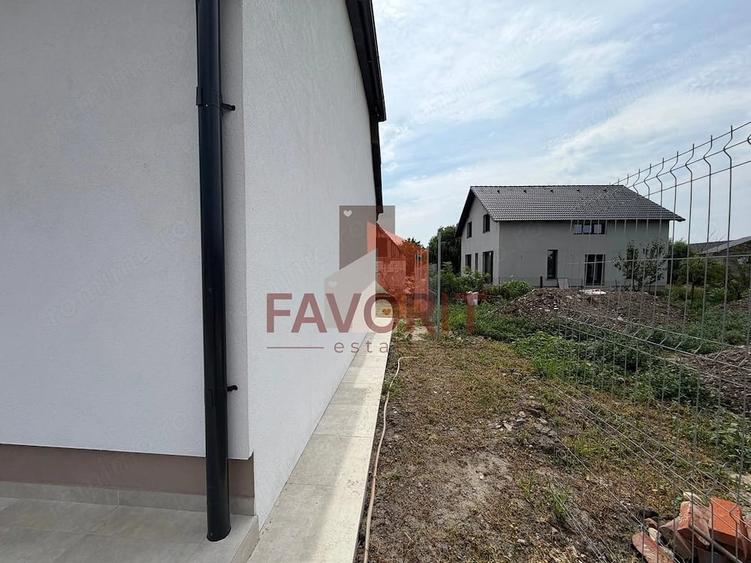Casă cu Teren 480 Mp în Utvin