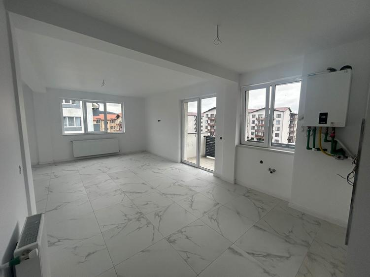 Apartament cu 2 camere semidecomandat în Florești — fotografia 3