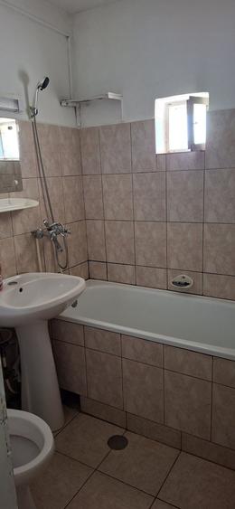 Garsonieră decomandată în Popoveni