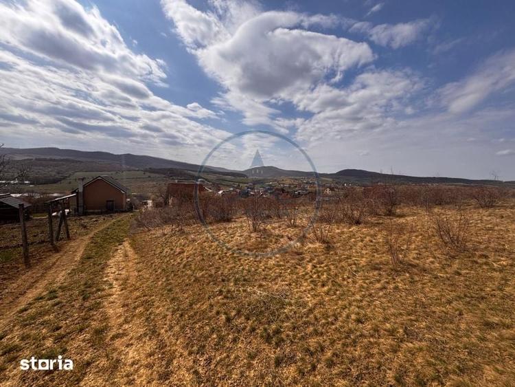 Teren extravilan, situat la limita cu intravilanul, in zona Sigmir - 3