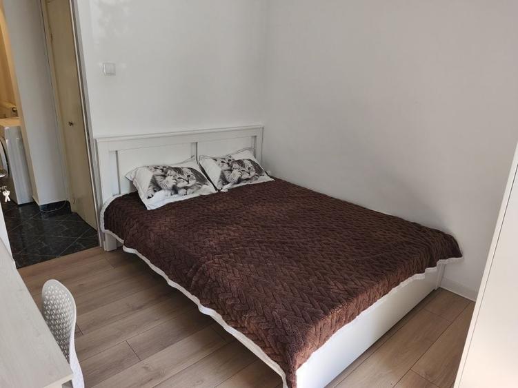 Vand Apartament 2 Camere Decomandat Ultracentra Zona Ramada l - 3