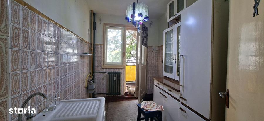 Apartament cu 2 camere în Micro 20