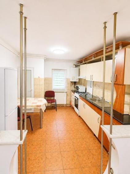 Apartament 3 camere în zona  ZORILOR - 4