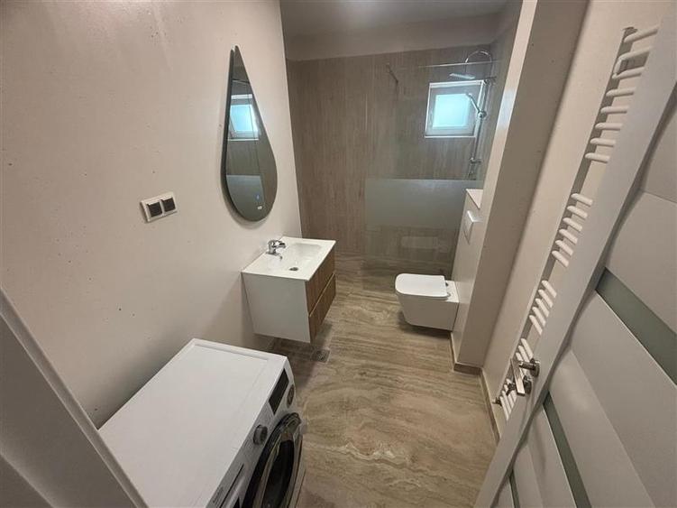 Apartament cu 2 camere decomandat în Tudor