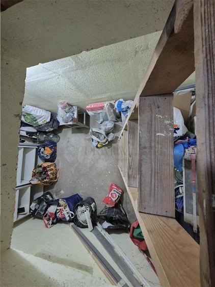 Apartament cu 2 camere semidecomandat, mobilat în Dâmbovița