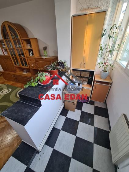 Apartament cu 2 camere semidecomandat în Câmpina