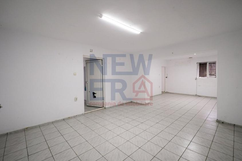 Apartament cu 5 camere decomandat în Parcul Carol