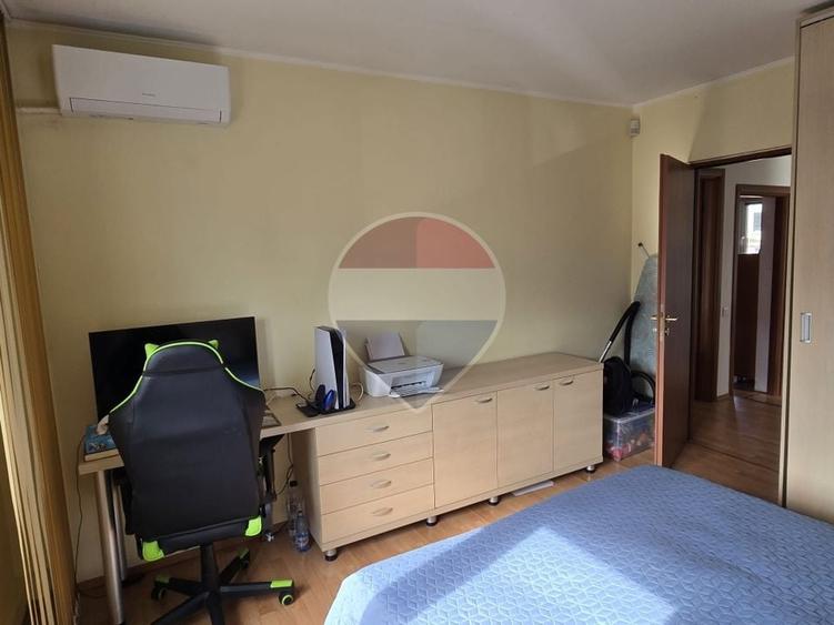 Casă individuală cu 4 camere cu Teren 273 Mp în Ferentari