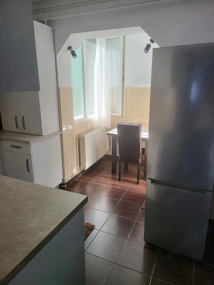 Inchiriez apartament cu 3 camere in Mun. Satu Mare - 1