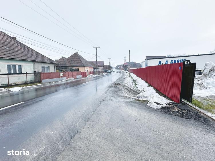 Spațiu comercial, de 500 mp, în Adămuș