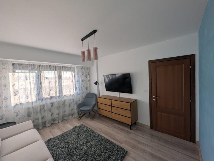 Apartament cu 2 camere decomandat, mobilat în Bucium