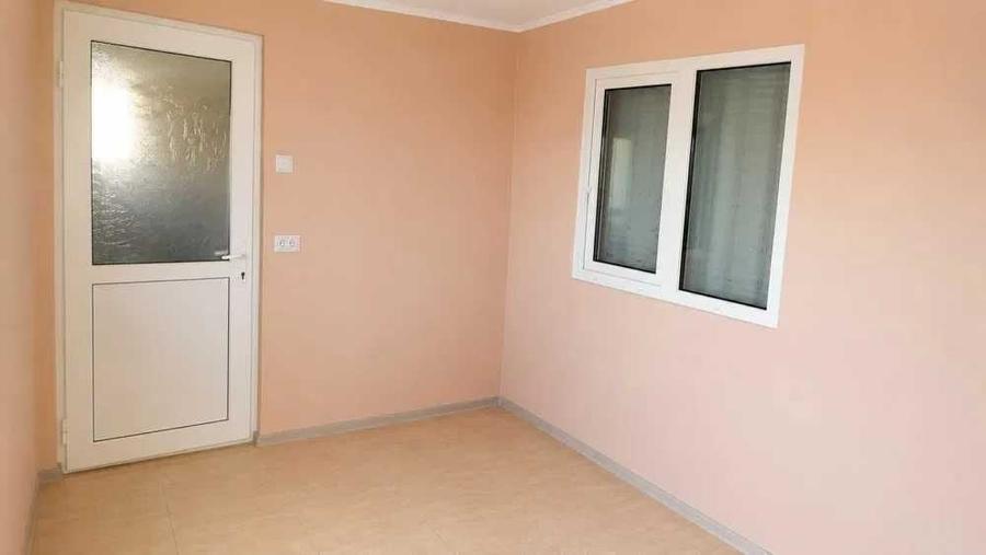 Casă cu 3 camere în Ciurbești