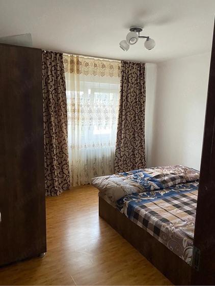 Apartament cu 2 camere decomandat în Traian