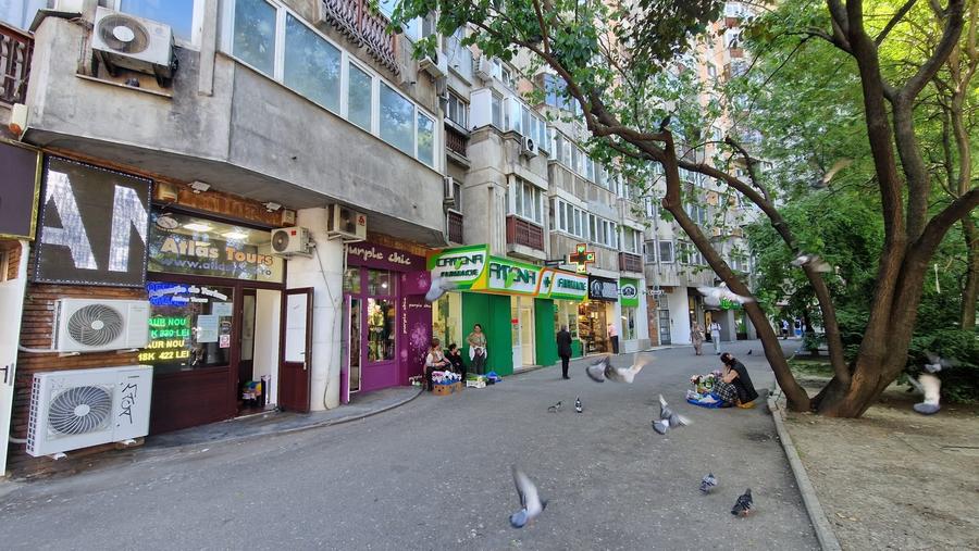 Spațiu comercial, de 85 mp, în Mihai Bravu