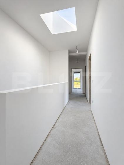 Duplex cu 5 camere cu Canalizare în Dumbrăvița
