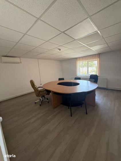 Spațiu comercial, de 250 mp, în Central