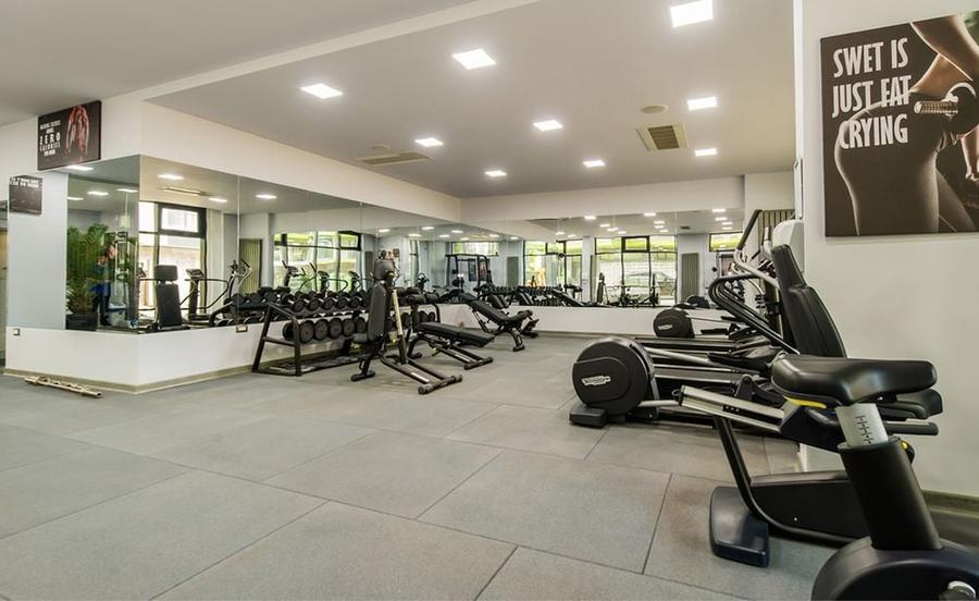 Inchiriez apartament tip studio in Alezzi Beach Resort direct proprietar - 2