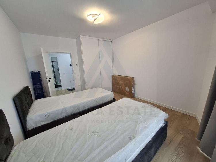 Apartament cu 3 camere semidecomandat, mobilat în Șelimbăr