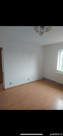 Vand apartament cu 2 camere strada Valtoarei - 6