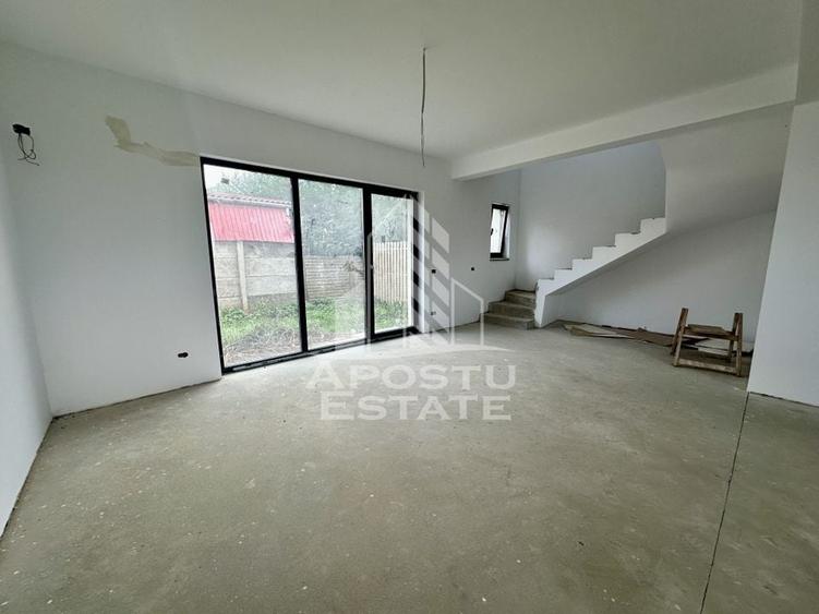 Casa insiruita cu 4 camere, la asfalt in Chisoda - 2