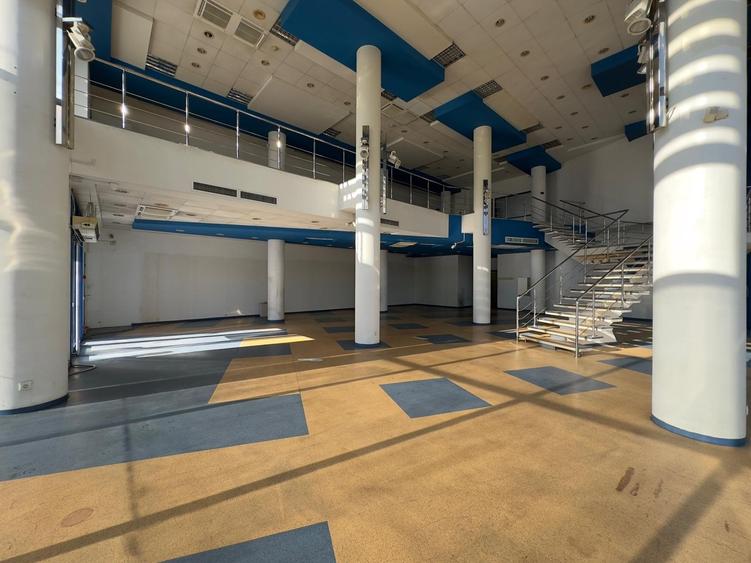 Spatiu comercial 396mp, central, in spate la Palas Campus - 11