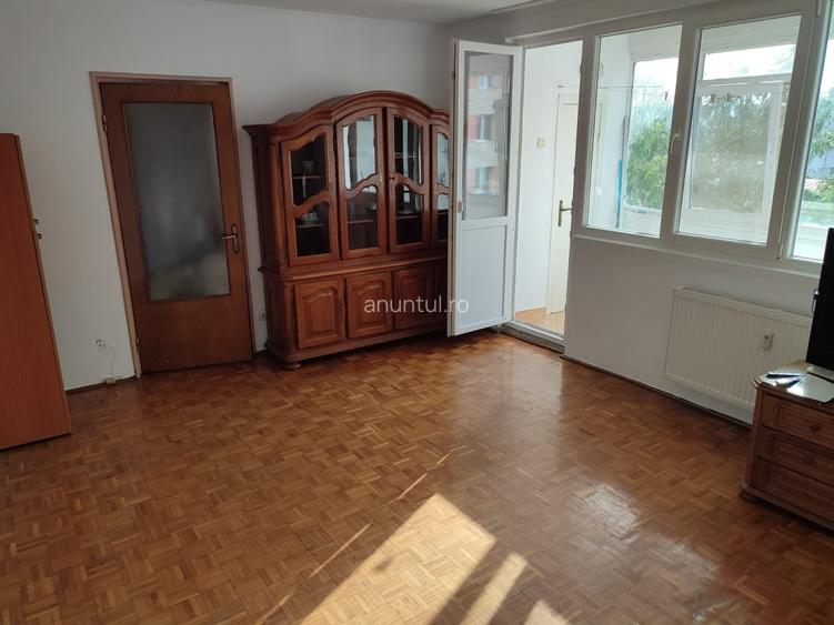 Ap, 3 cam SCHIMB cu ap 2 cam sau gar plus diferenta Teiul Doamnei Ap, 3 cam SCHIMB cu ap 2 cam sau gar plus diferenta Teiul Doamnei