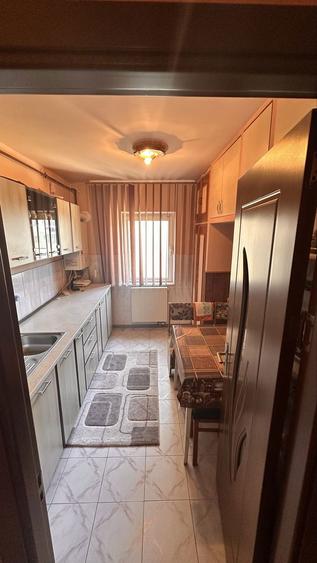 Vand apartament 2 camere(mofificat la 3 ), str. Albota, or.Victoria - 7