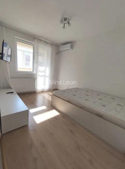 Garsoniera, 35 mp, decomandata, centrala, ac, balcon, Aparatorii Patriei