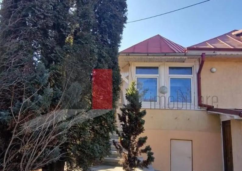 CASA DE VANZARE IN BUSTENI- POIANA TAPULUI - 4