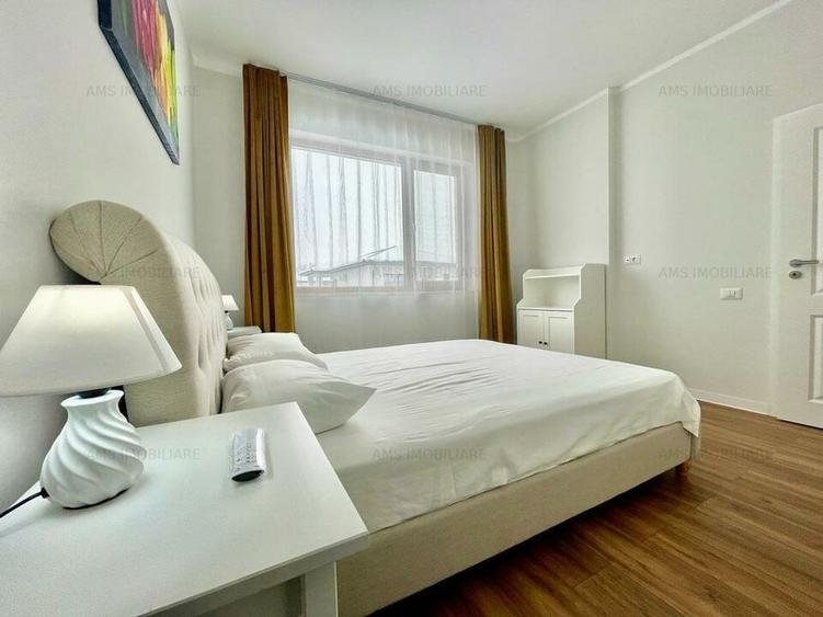 SUPERB / GRADINA GENEROASA / LOC PARCARE - 19