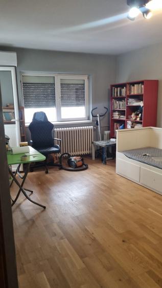 Crangasi , 5 minute metrou - 2