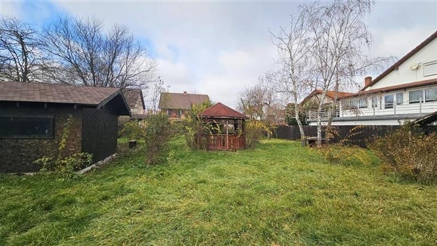 CASA cu piscina formata din 2 corpuri Braytim Gospodarilo - 21