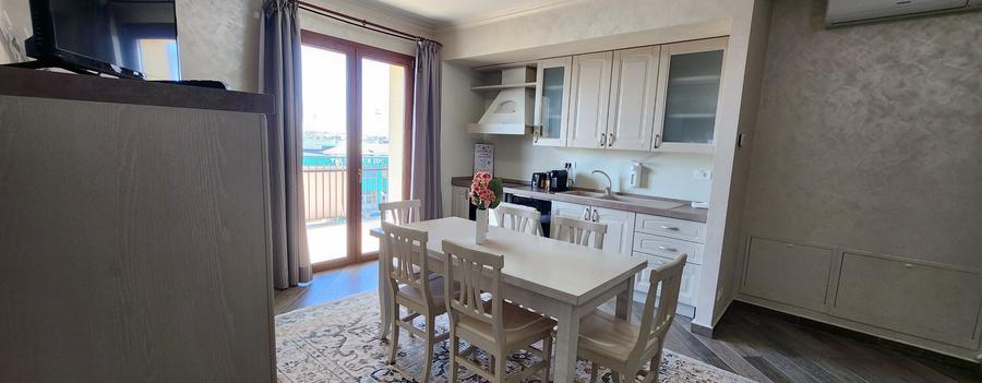 Apartament 3 camere 2 bai mobilat utilat intrare statiunea Mamaia - 34